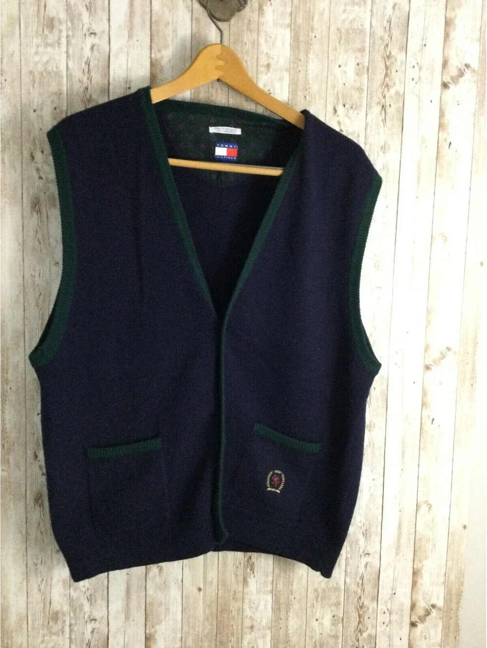 Tommy Hilfiger 100% lambs wool vest vintage size Large Blue Green rare nice